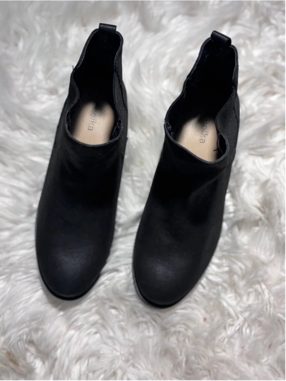 Luoika nwot Ankle Boots Size 10 black